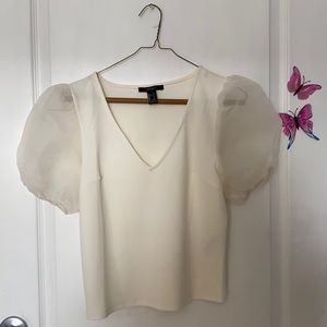 Off-white puff sleeve top from Forever 21!